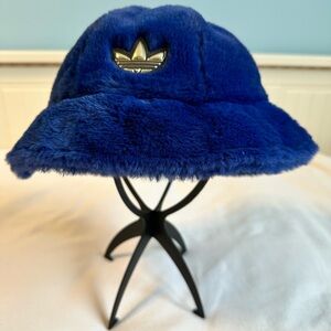 Adidas Women's Blue Faux Fur Bucket Hat